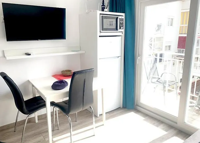 Apartment For Two In The Heart Of Nerja